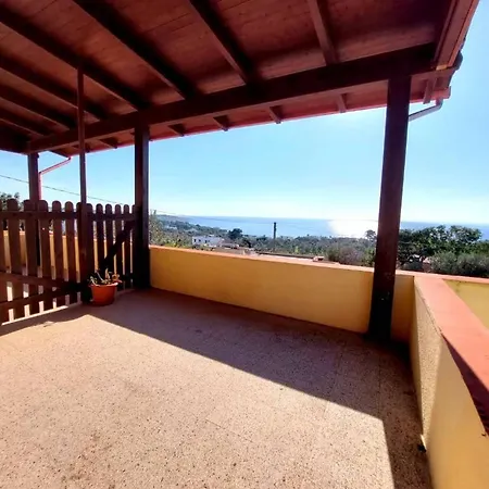 Holiday home Bilocale Con Magnifica Vista Mare *